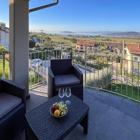 3 Bedroom Beautiful In Montebuono Montemelino