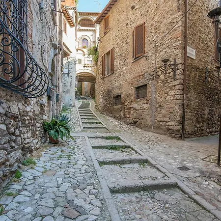 Holiday home Lovely In Montebuono With Jacuzzi San Savino (Magione)