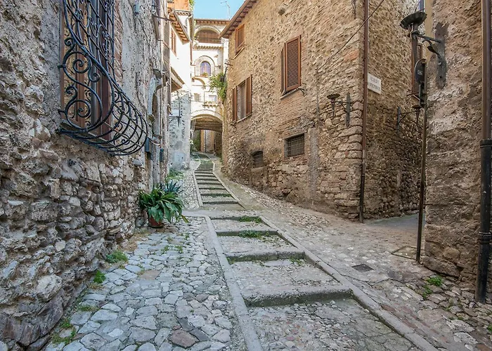 Casa de Férias 3 Bedroom Beautiful In Montebuono Montemelino